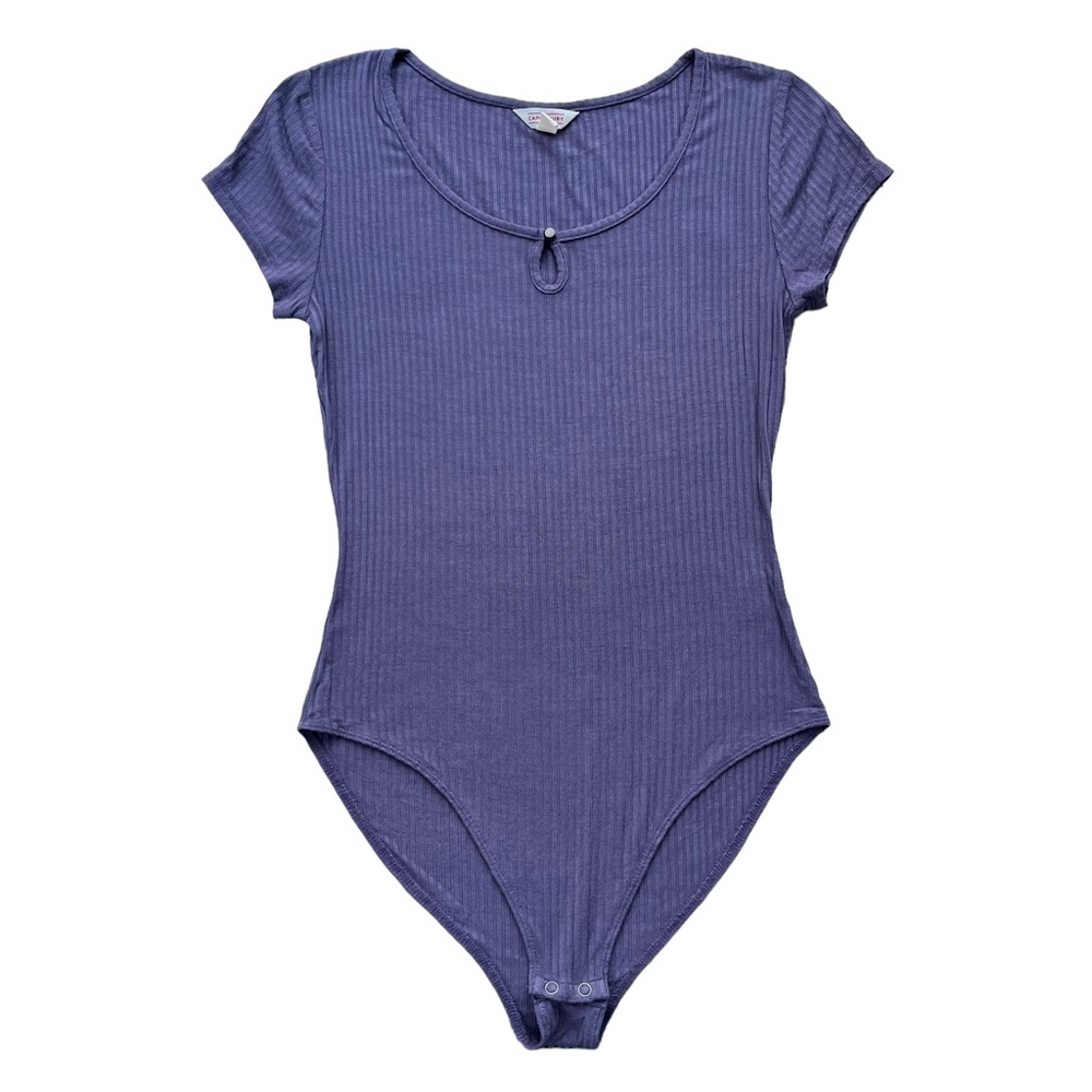 Cape Juby Women’s Medium Purple Ribbed Rayon Blend Keyhole Short Sleeve Bodysuit